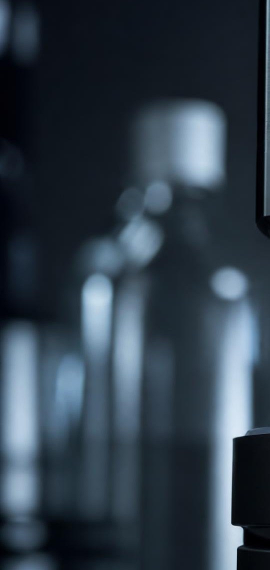 Solvent reservoirs on the mobile-phase shelf of the chromatography system